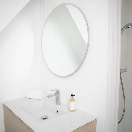 Square-bnb - Duplex A 10min De Disneyland Paris Frühstückspension